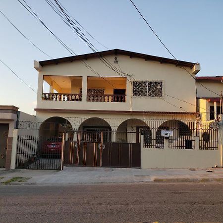 ホテル Casa Altamira サン・ペドロ・スーラ エクステリア 写真